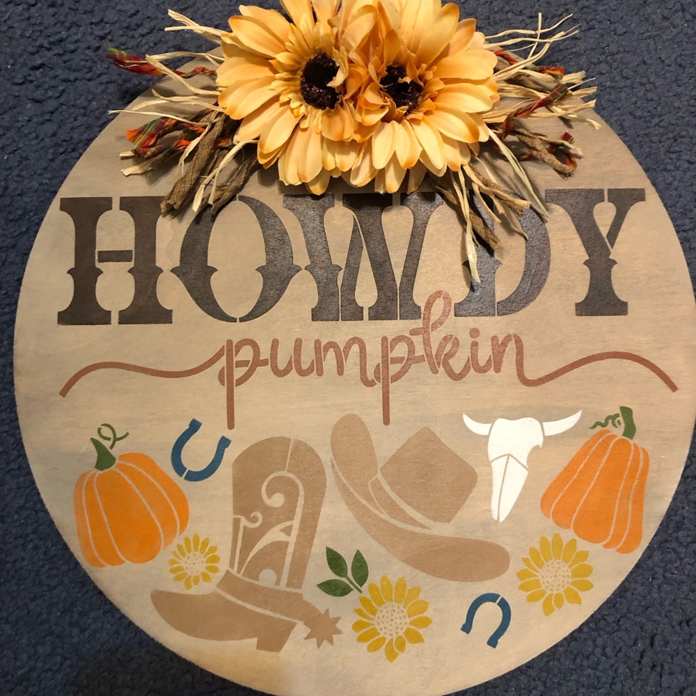 Howdy Pumpkin Fall Decor Sign